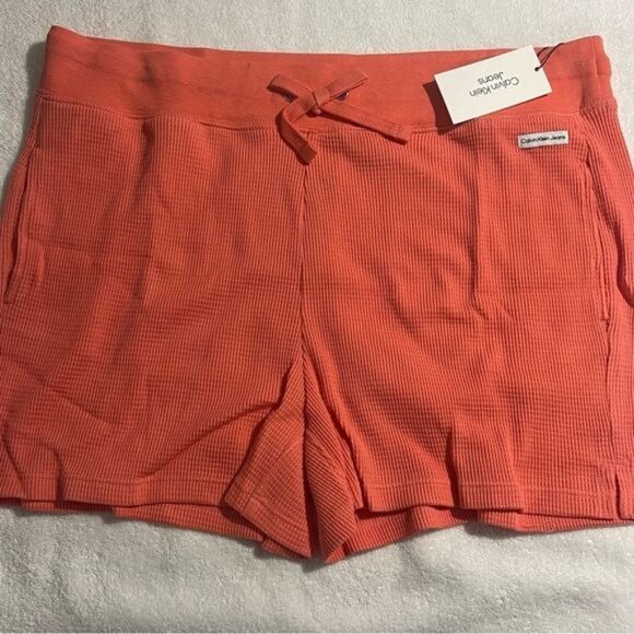 Calvin Klein Jeans Women's Waffle-Knit Mid-Rise Pull-on Shorts, Size XL, New - Picture 4 of 11